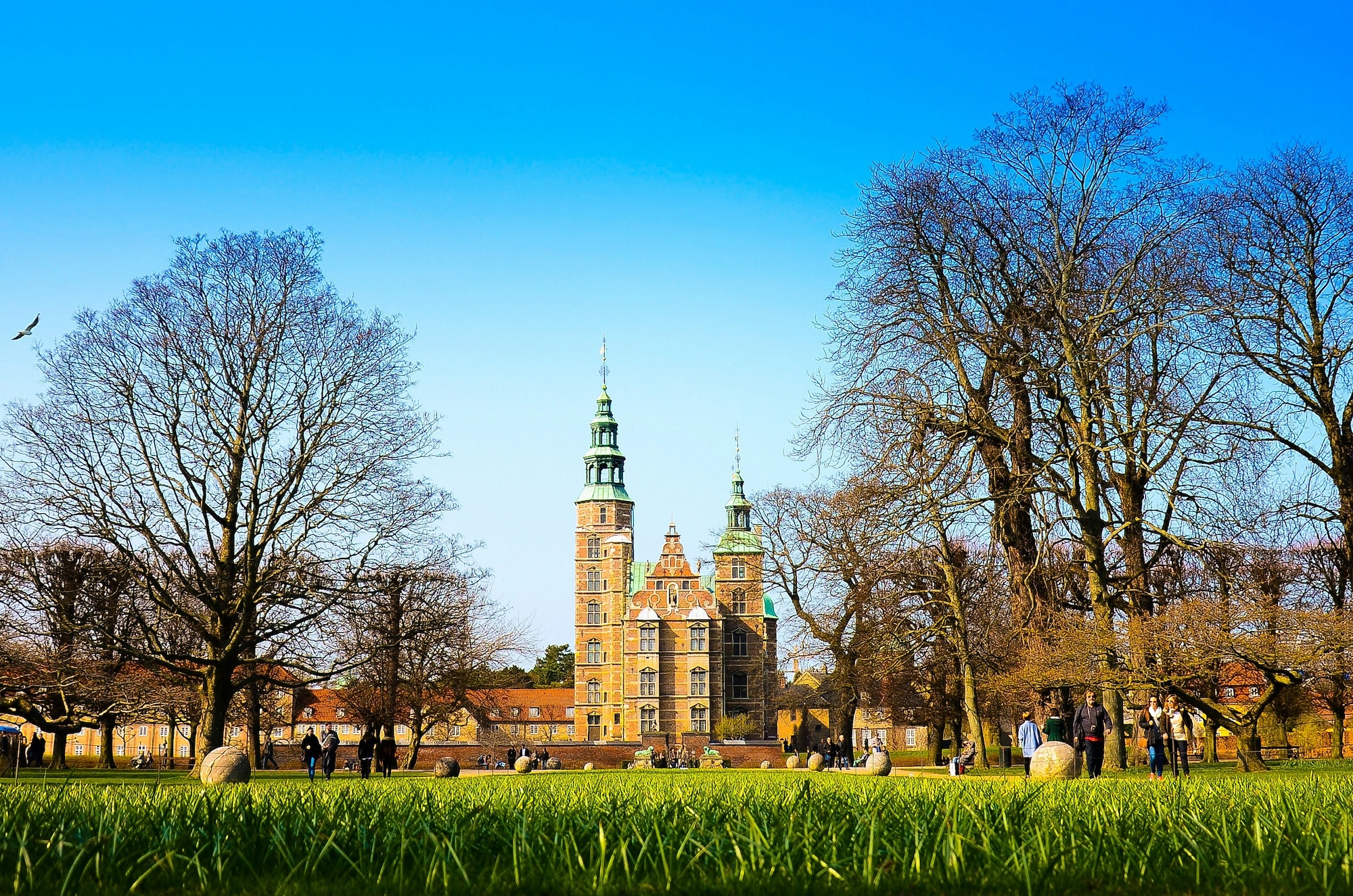 The Green Crown: Six Parks in One Ride